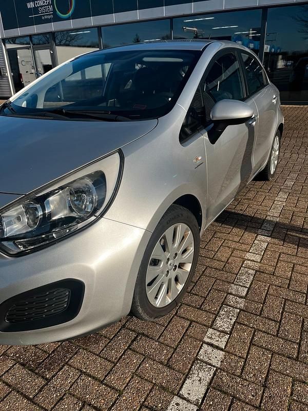 Gebraucht Kia Rio 97 PS (71 kW) 2013 Kleinwagen