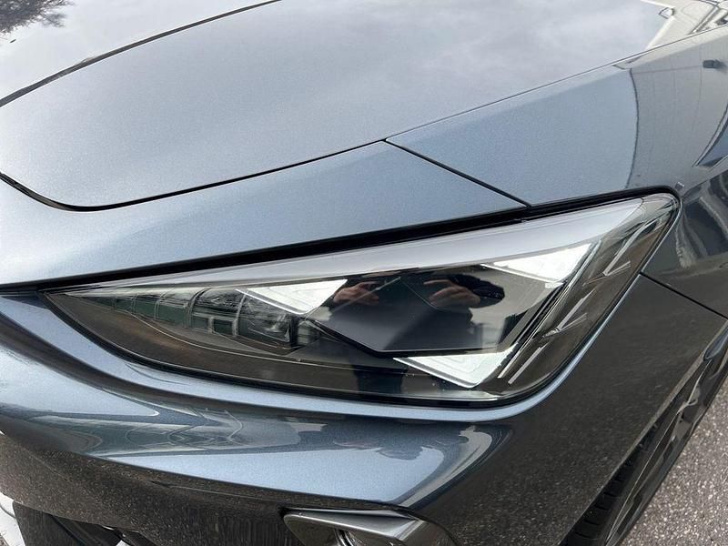 Gebraucht Cupra Leon 150 PS (110 kW) 2025 Grau