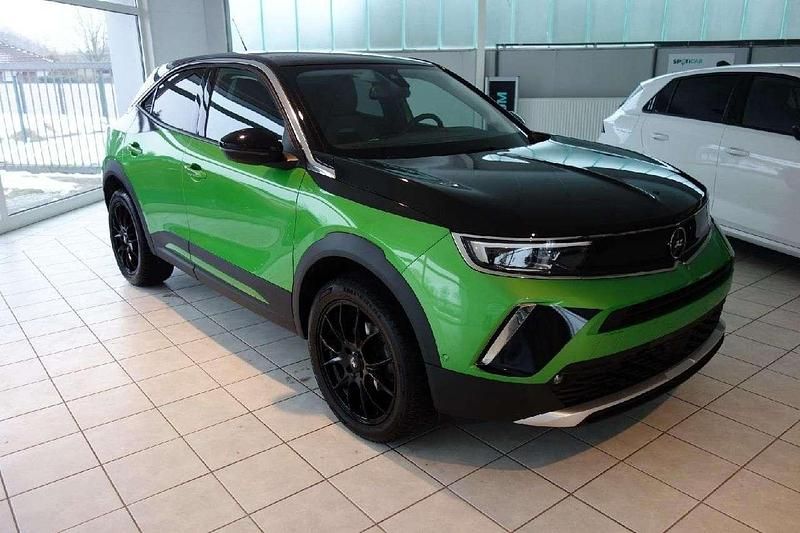 Gebraucht Opel Mokka Elegance 131 PS (96 kW) 2021 Matcha green SUV