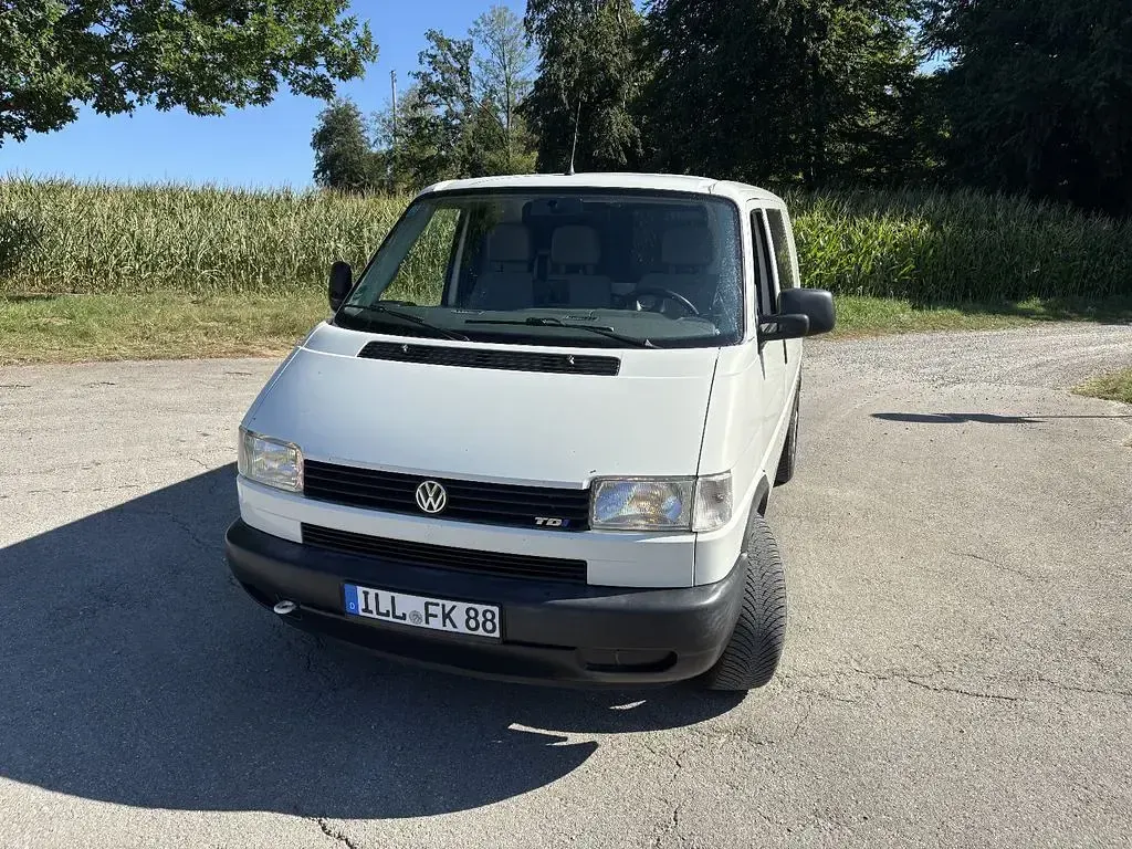 Gebraucht VW T4 88 PS (64 kW) 2002 Weiß Van