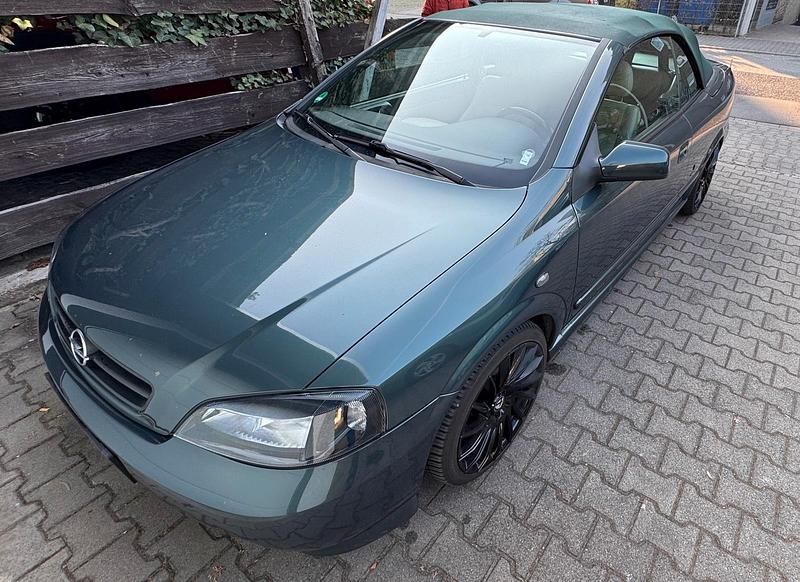 Gebraucht Opel Astra Cabriolet 101 PS (74 kW) 2001 Grün Cabrio