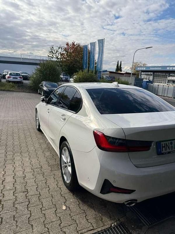 Gebraucht BMW 320 190 PS (139 kW) 2020 Limousine