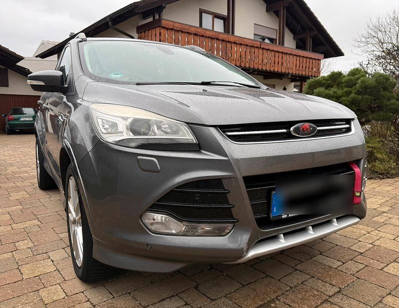 Gebraucht Ford Kuga 163 PS (119 kW) 2014 Grau SUV