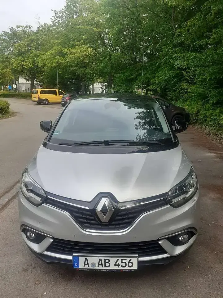 Gebraucht Renault Scénic IV Bose Edition 116 PS (85 kW) 2016 Silber Van / Kleinbus