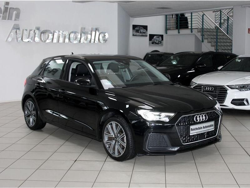 Gebraucht Audi A1 150 PS (110 kW) 2022 Mythosschwarz (metallic) SUV