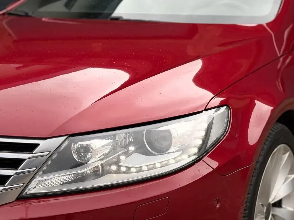 Gebraucht VW CC 177 PS (130 kW) 2013 Rot Limousine