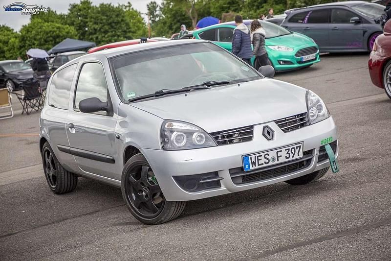 Gebraucht Renault Clio II Campus 58 PS (42 kW) 2006 Kleinwagen
