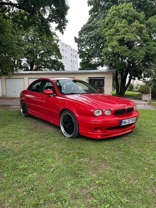 Rot Gebraucht 2003 Jaguar X-type Limousine | 3.500 € (Teuer) - Bild 1/4