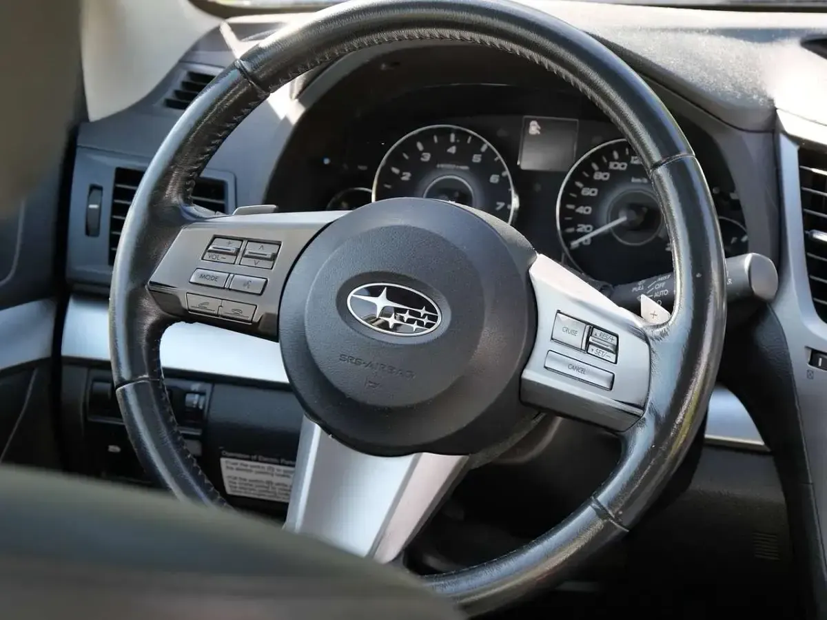 Gebraucht Subaru Outback Comfort 167 PS (122 kW) 2010 Grau Kombi