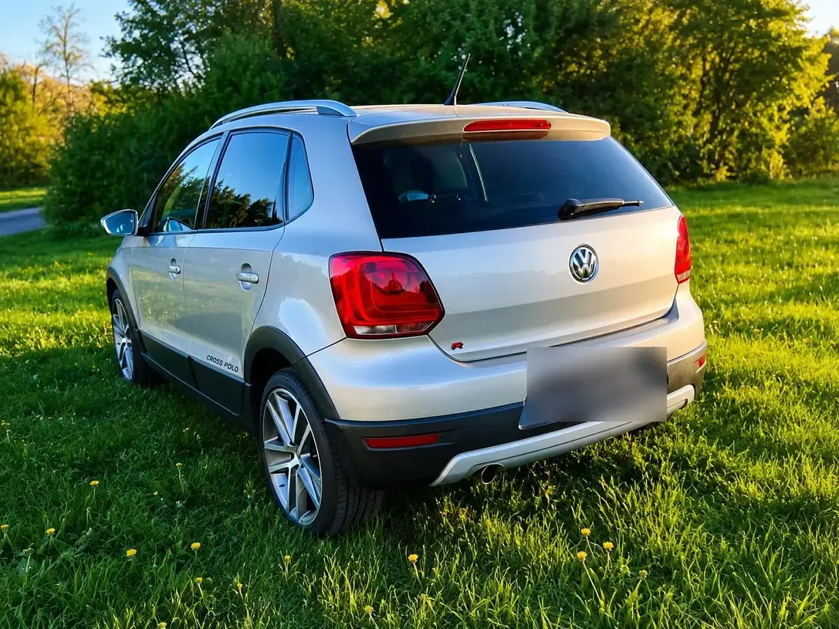 Gebraucht VW Polo Cross R 105 PS (77 kW) 2010 Gold Kleinwagen