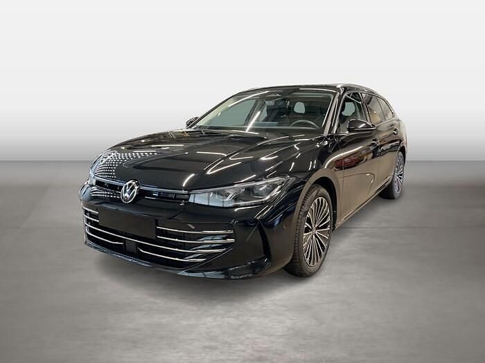 Grenadillschwarz Gebraucht 2024 VW Passat Elegance Kombi | 37.780 € (Guter Preis) - Bild 1/4