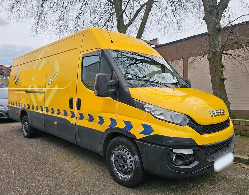 Gebraucht Iveco Daily 116 PS (85 kW) 2017 Gelb Van / Kleinbus