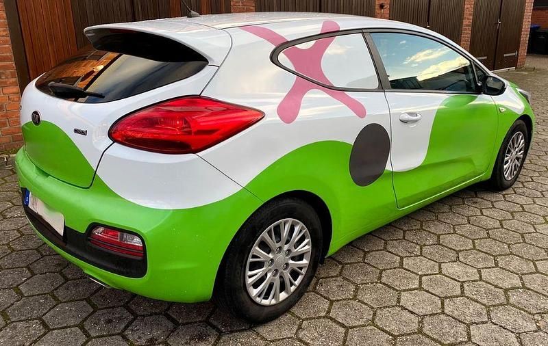 Gebraucht Kia Ceed 90 PS (66 kW) 2017 Weiß Kleinwagen