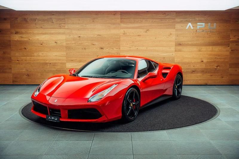Gebraucht Ferrari 488 670 PS (492 kW) 2018 Rot Coupé