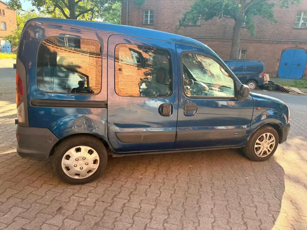 Gebraucht Renault Kangoo 55 PS (40 kW) 2002 Blau Van / Kleinbus
