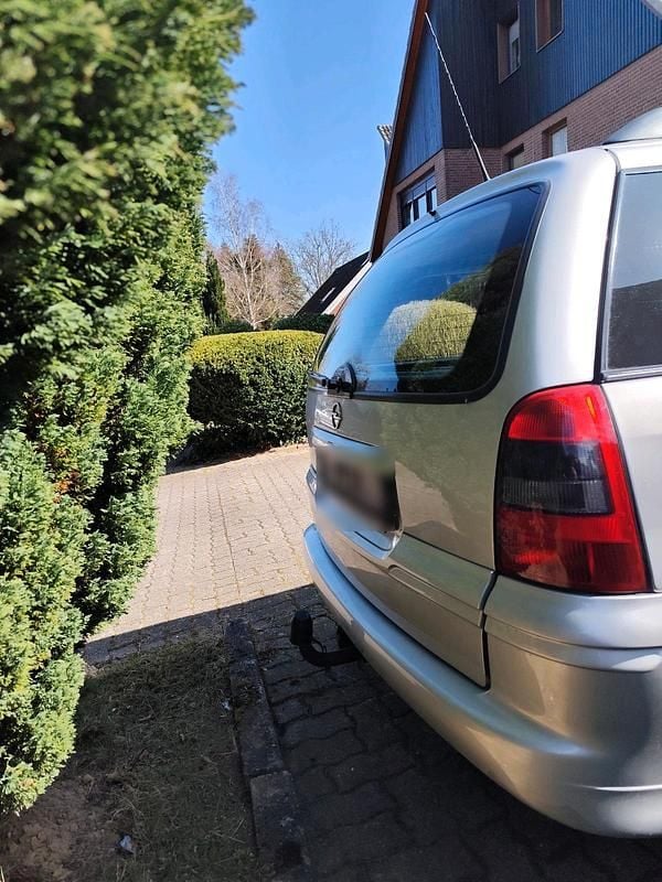 Gebraucht Opel Vectra 136 PS (100 kW) 2000 Silber Kombi