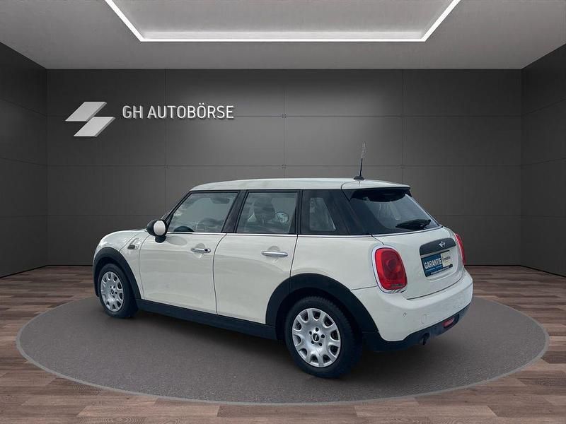 Gebraucht Mini ONE 102 PS (75 kW) 2016 Weiß Kleinwagen
