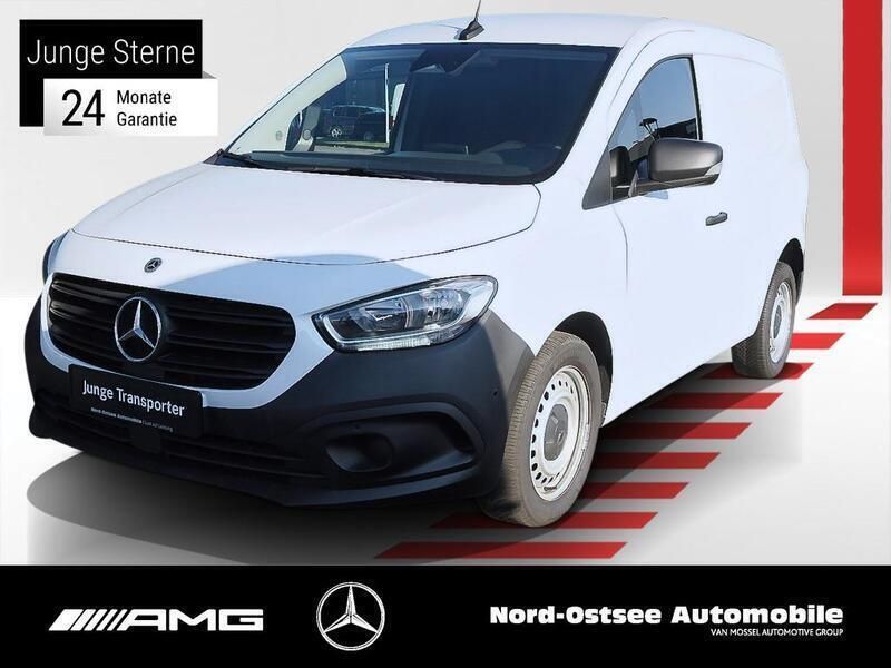 Weiß Gebraucht 2023 Mercedes Citan 110 Van / Kleinbus | 19.623 € (Fairer Preis) - Bild 1/4