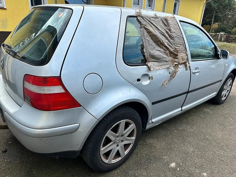 Gebraucht VW Golf IV 75 PS (55 kW) 2003 Grau Limousine