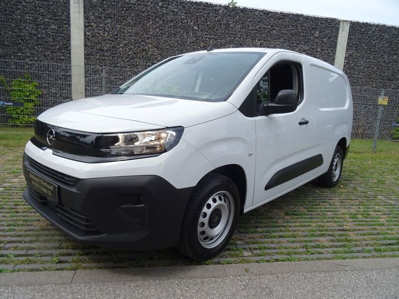 Gebraucht Opel Combo 131 PS (96 kW) 2024 Weiß Van / Kleinbus