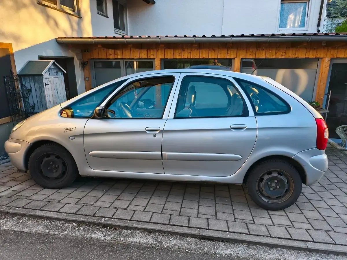 Gebraucht Citroën Xsara 80 PS (58 kW) 2002 Silber Van / Kleinbus