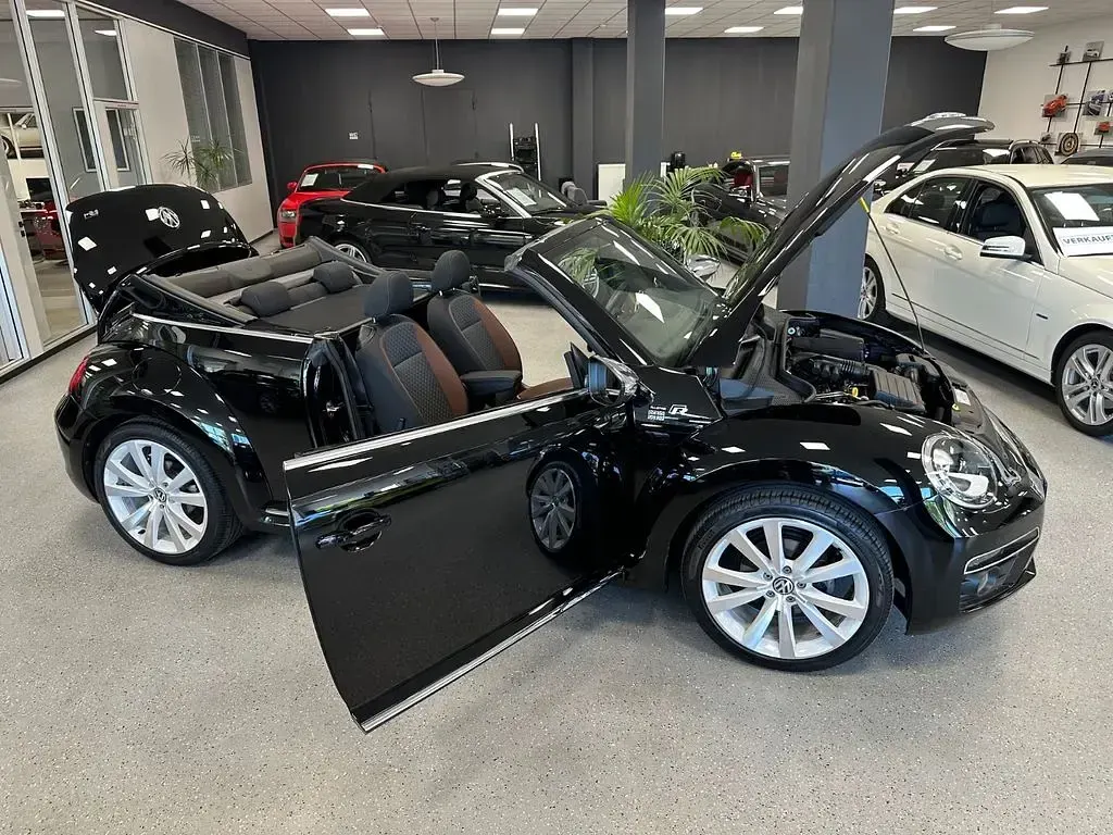 Gebraucht VW Beetle Cabriolet Allstar 150 PS (110 kW) 2016 Schwarz Cabrio