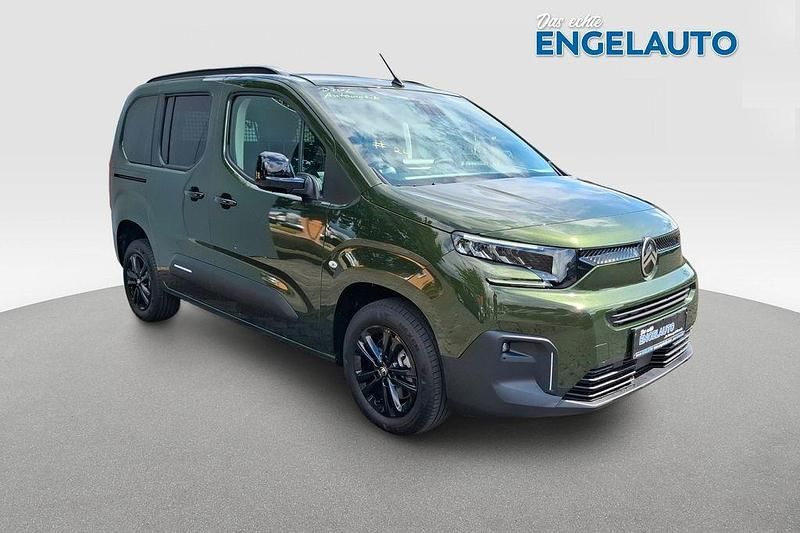 Grün Neu 2025 Citroën Berlingo Style Van / Kleinbus | 29.750 € (Guter Preis) - Bild 1/4