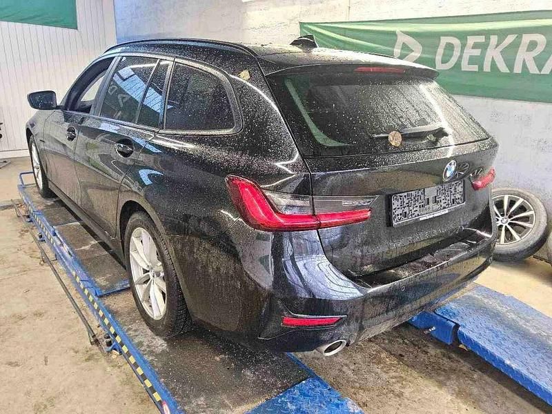 Gebraucht BMW 320 Advantage 190 PS (139 kW) 2020 Schwarz Limousine