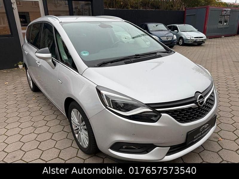 Silber Gebraucht 2017 Opel Zafira Innovation Van / Kleinbus | 8.400 € (Superpreis) - Bild 1/4