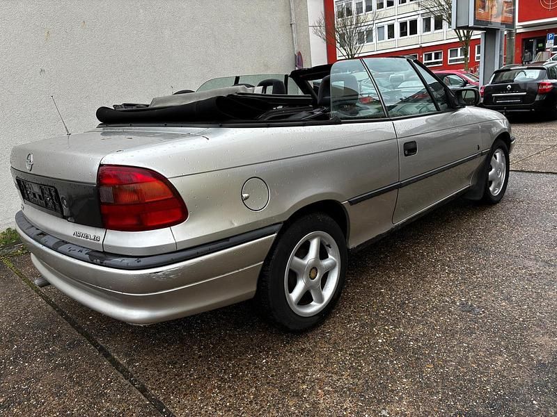 Gebraucht Opel Astra Cabriolet 75 PS (55 kW) 1997 Grau Cabrio