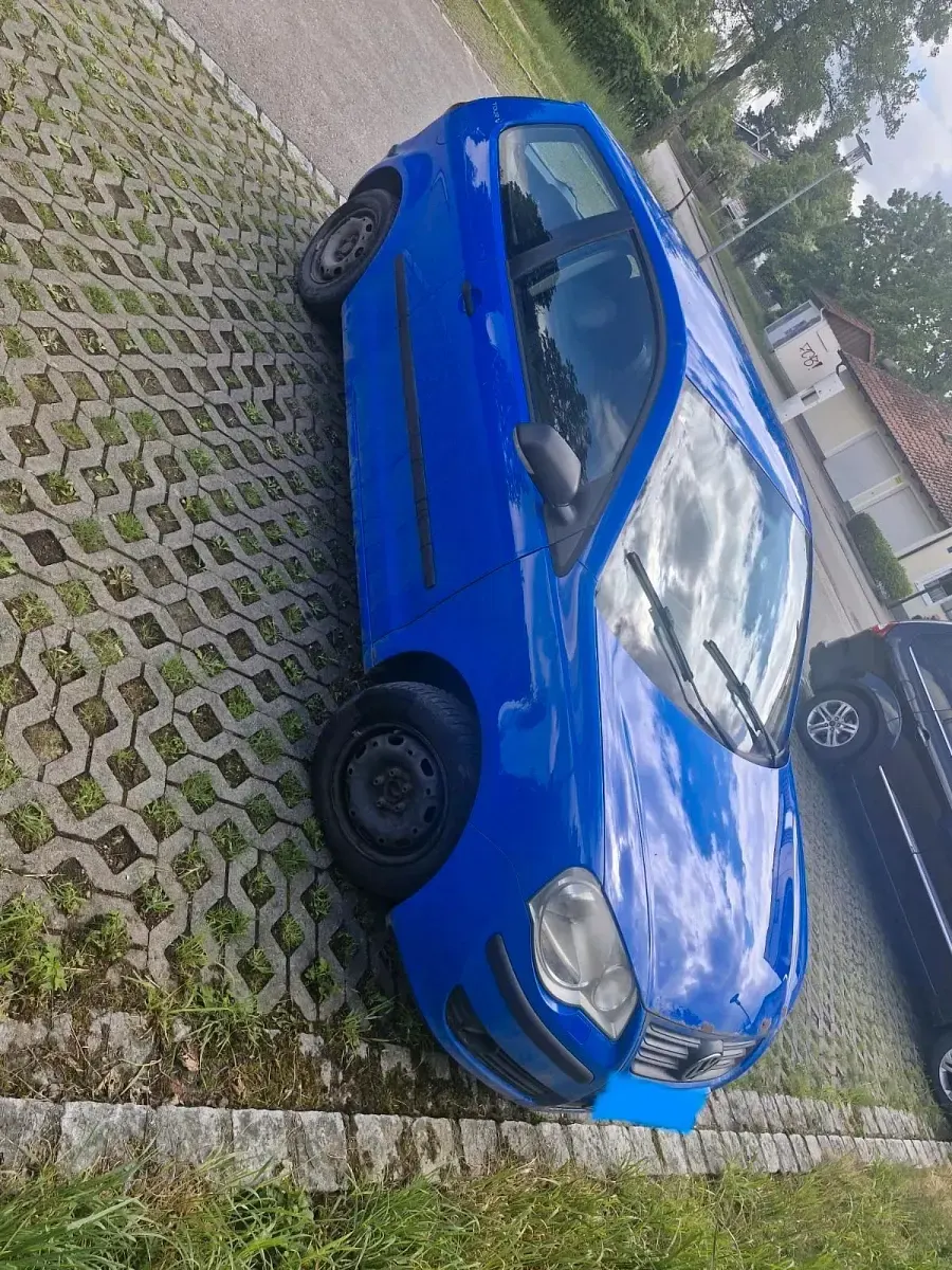 Gebraucht VW Polo 75 PS (55 kW) 2007 Blau Kleinwagen