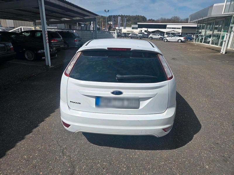 Usata Ford Focus 2008 Bianco Utilitaria