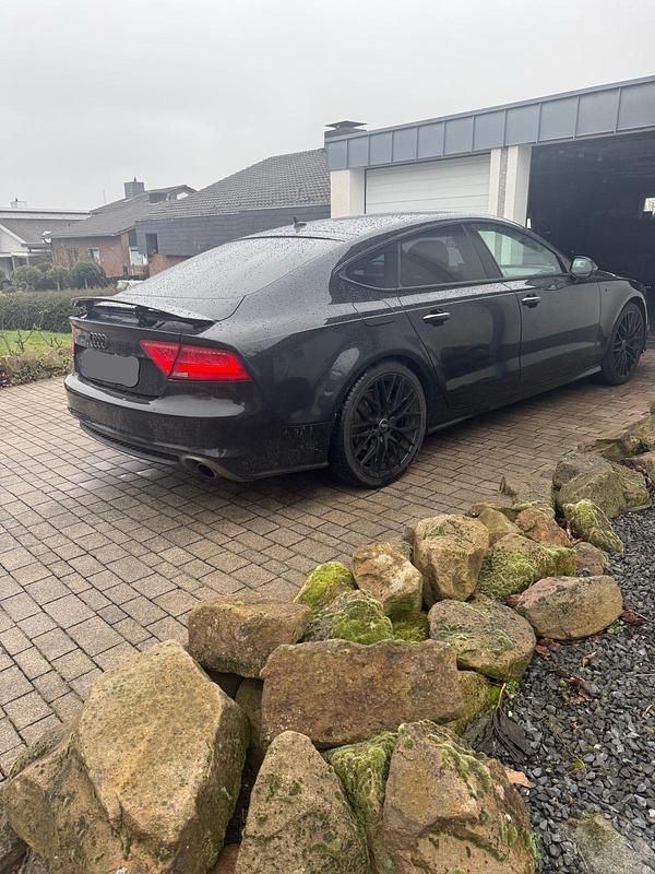 Gebraucht Audi A7 S-Line 207 PS (152 kW) 2014 Schwarz Kleinwagen