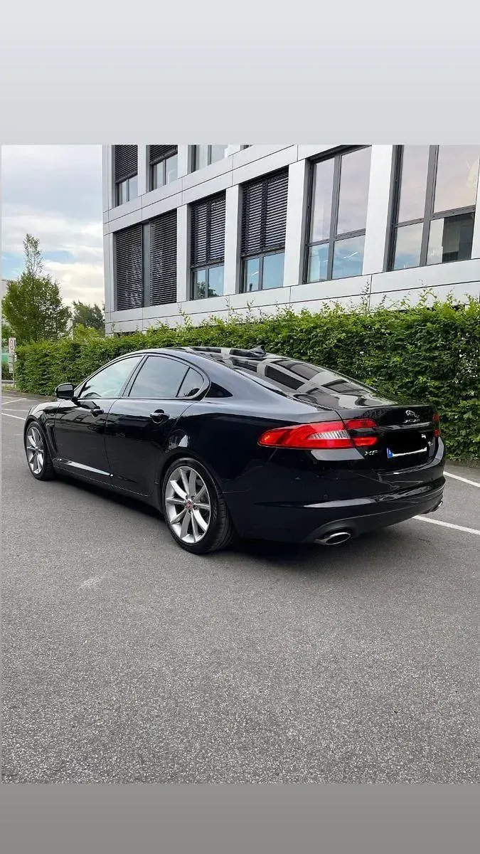 Gebraucht Jaguar XF S 275 PS (202 kW) 2014 Schwarz Limousine