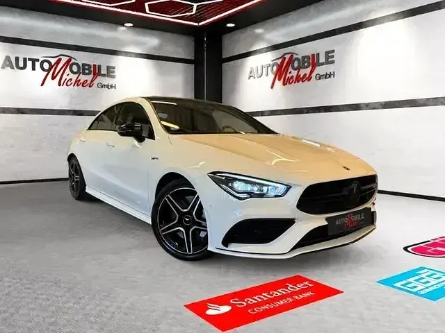 Gebraucht Mercedes CLA35 AMG AMG 306 PS (225 kW) 2023 Weiß Coupé