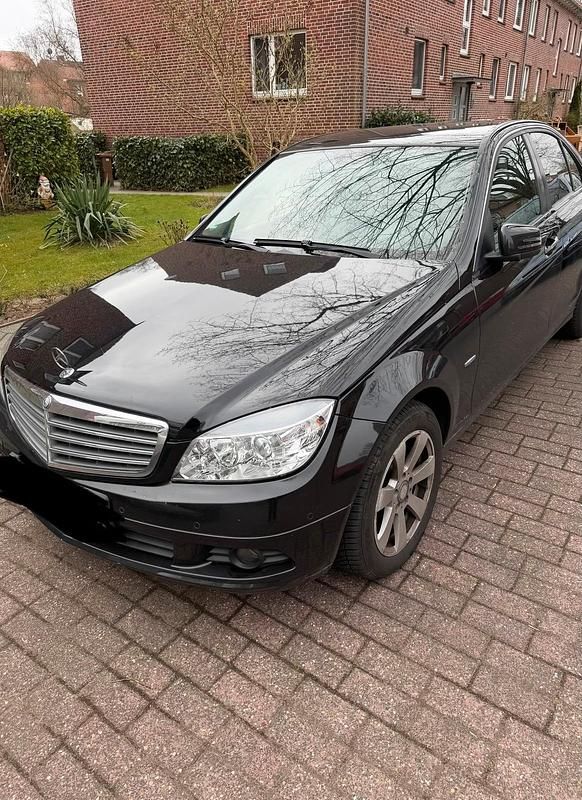 Gebraucht Mercedes C220 170 PS (125 kW) 2011 Schwarz Limousine