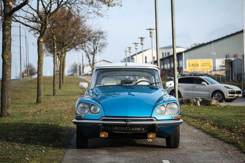 Second-hand Citroën DS 106 CP (77 kW) 1974 Albastru Berlinǎ