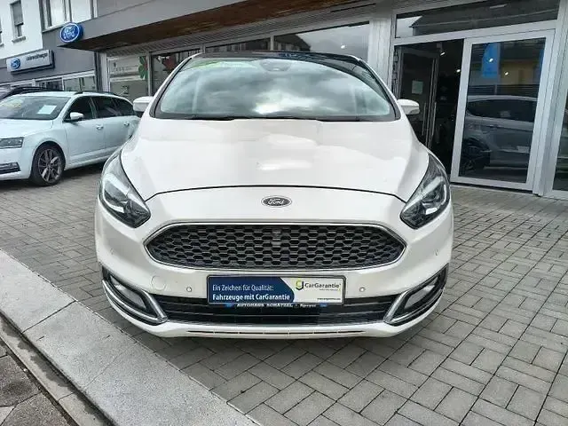 Gebraucht Ford S-MAX Vignale 241 PS (177 kW) 2019 Weiß Van / Kleinbus