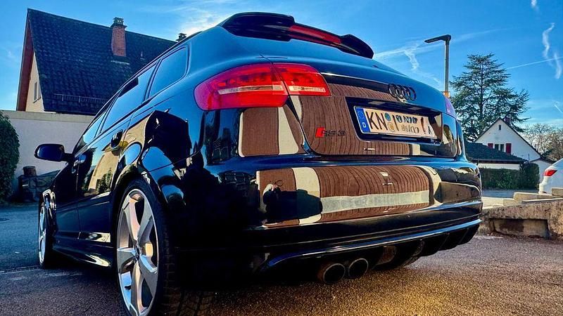 Gebraucht Audi RS3 Ambiente 340 PS (250 kW) 2012 Schwarz Limousine