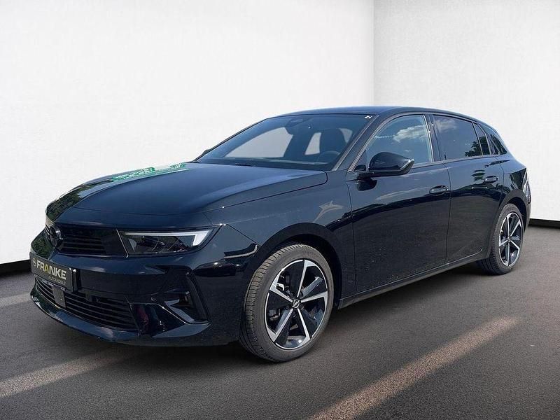Gebraucht Opel Astra 131 PS (96 kW) 2024 Schwarz Limousine