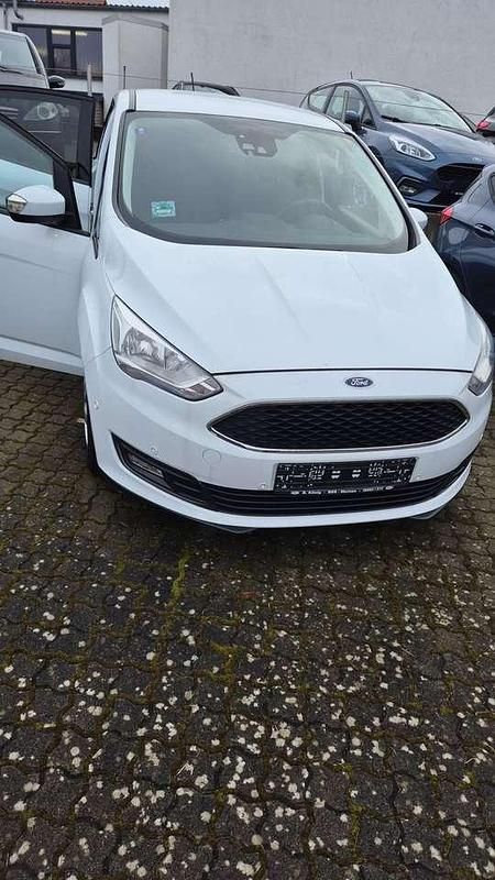 Gebraucht Ford C-MAX 125 PS (91 kW) 2018 Weiß Van / Kleinbus