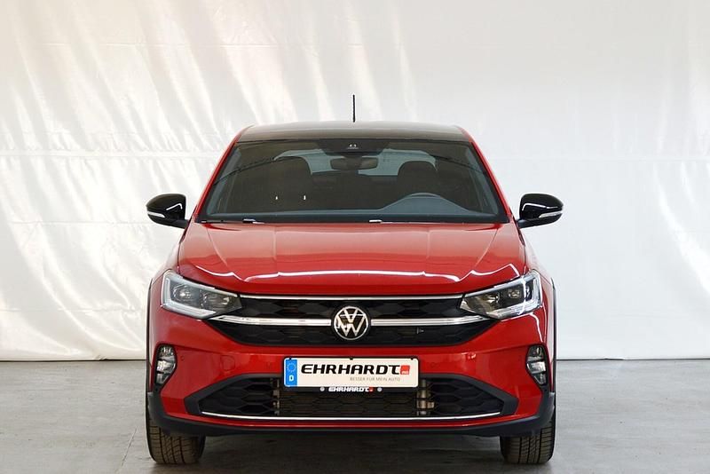 Gebraucht VW Taigo Move 150 PS (110 kW) 2024 Kings red metallic SUV