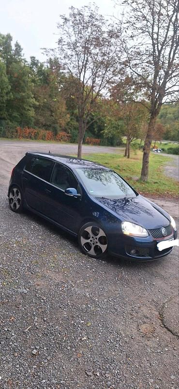 Blau Gebraucht 2005 VW Golf V GTI Limousine | 3.999 € (Fairer Preis) - Bild 1/4