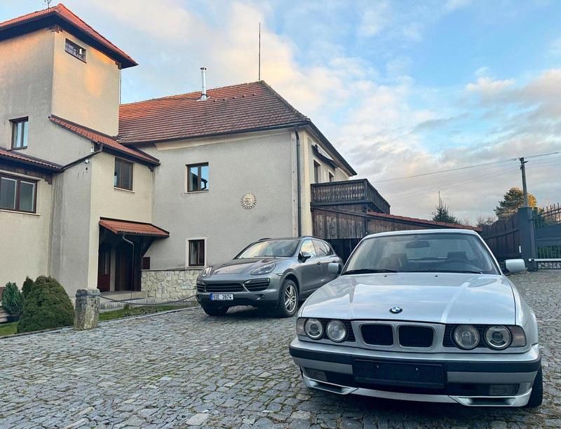 Gebraucht BMW 540 286 PS (210 kW) 1994 Silber Limousine