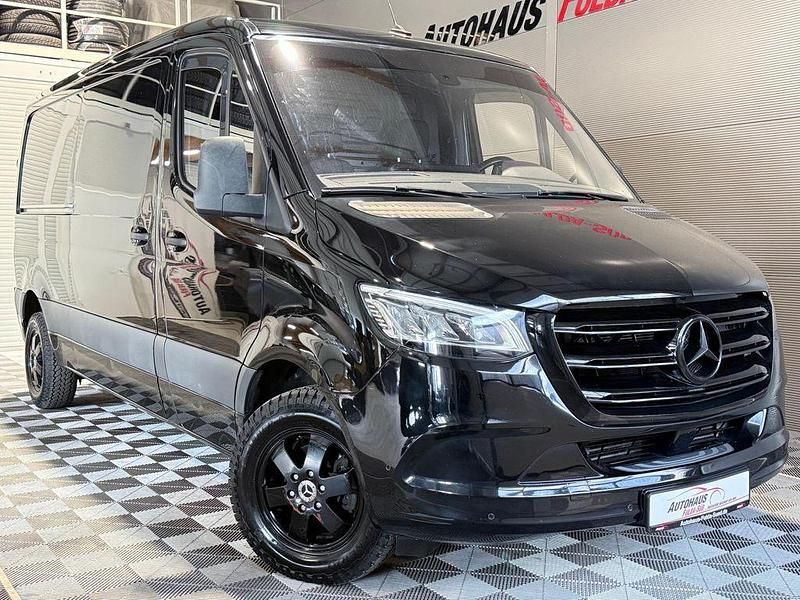 Schwarz Gebraucht 2018 Mercedes Sprinter Van | 23.205 € (Teuer) - Bild 1/3