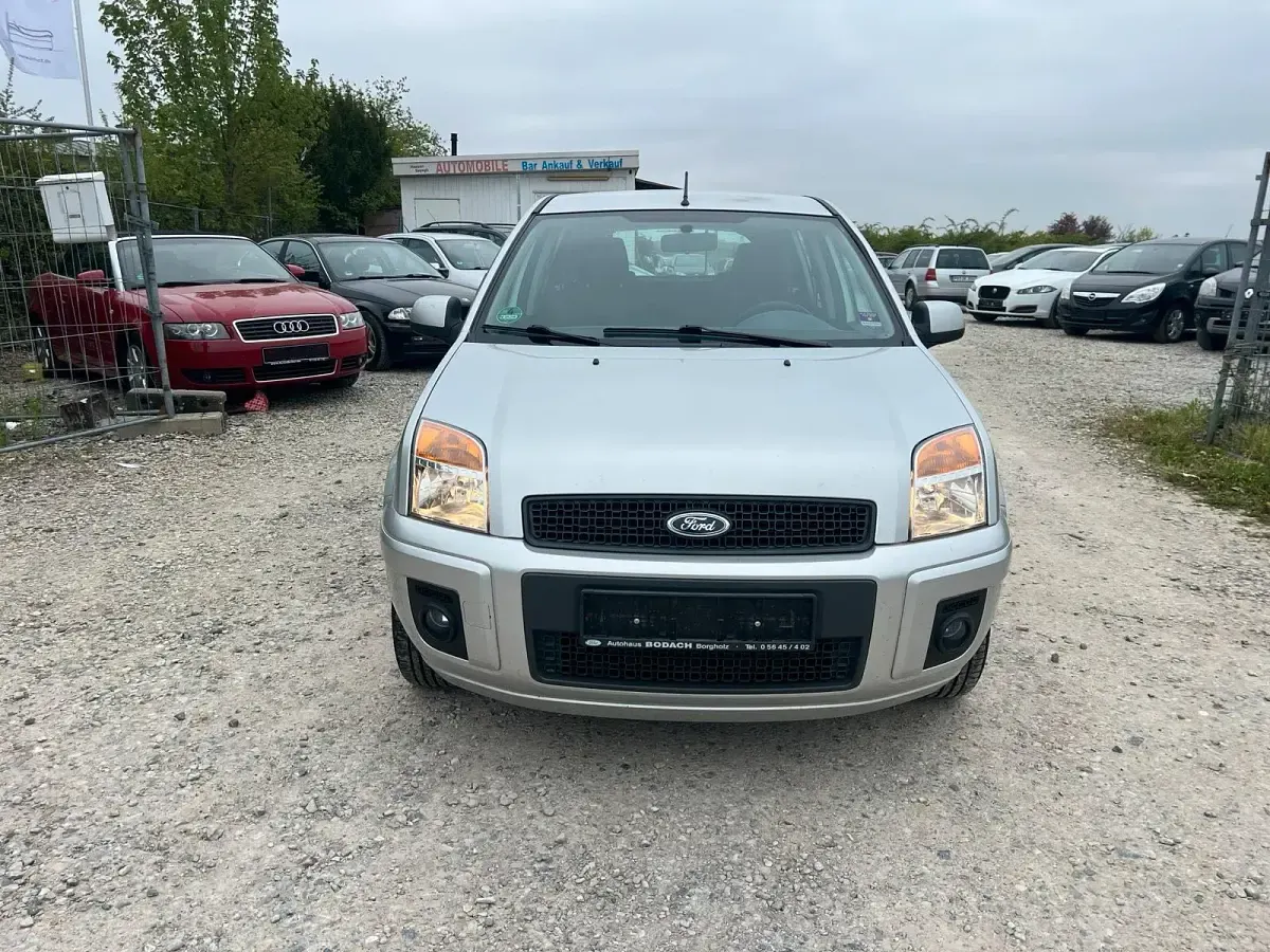 Second-hand Ford Fusion 2010 Hatchback