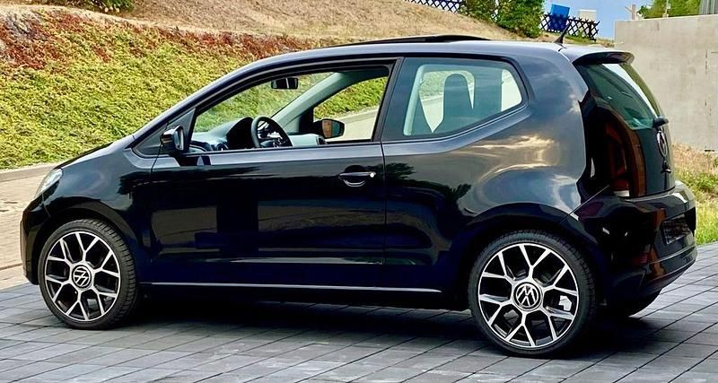 Gebraucht VW up! move up! 60 PS (44 kW) 2017 Schwarz Kleinwagen