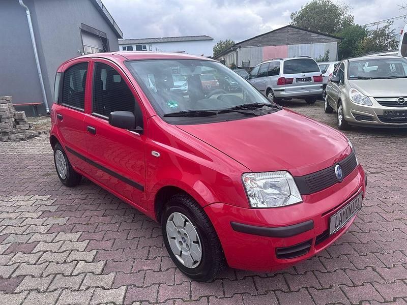 Rot Gebraucht 2007 Fiat Panda Kleinwagen | 3.990 € (Teuer) - Bild 1/4