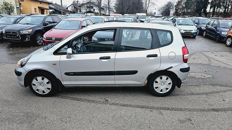 Gebraucht Honda Jazz LS 83 PS (61 kW) 2002 Silber Kleinwagen