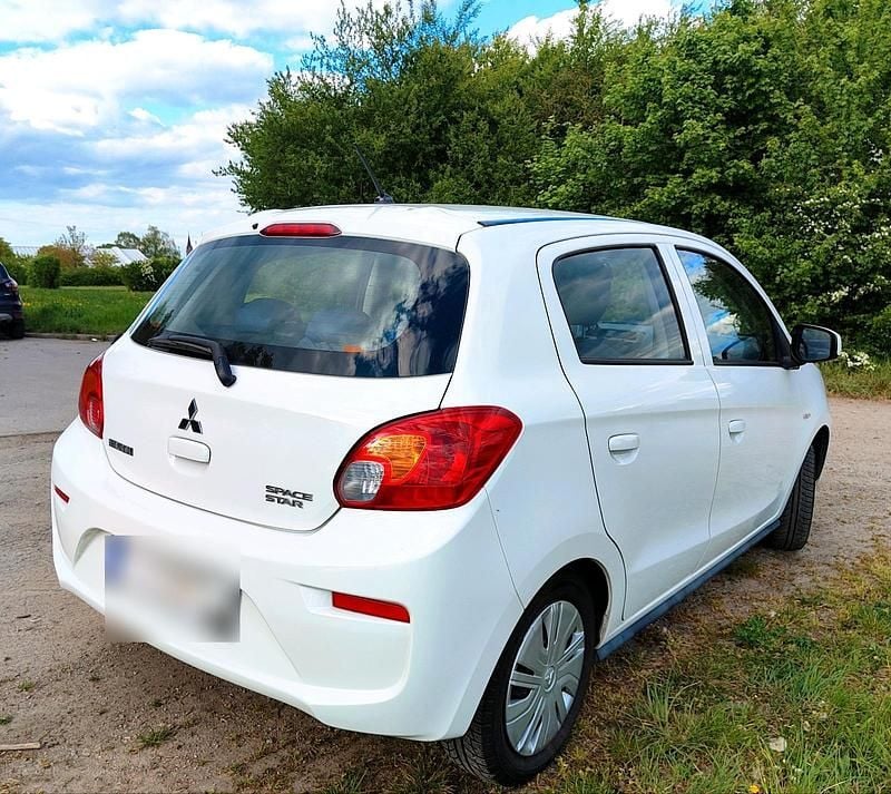 Gebraucht Mitsubishi Space Star 71 PS (52 kW) 2019 Weiß Kleinwagen